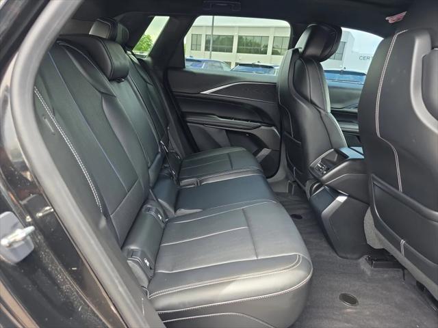2024 Cadillac iQ Sport w/1SF