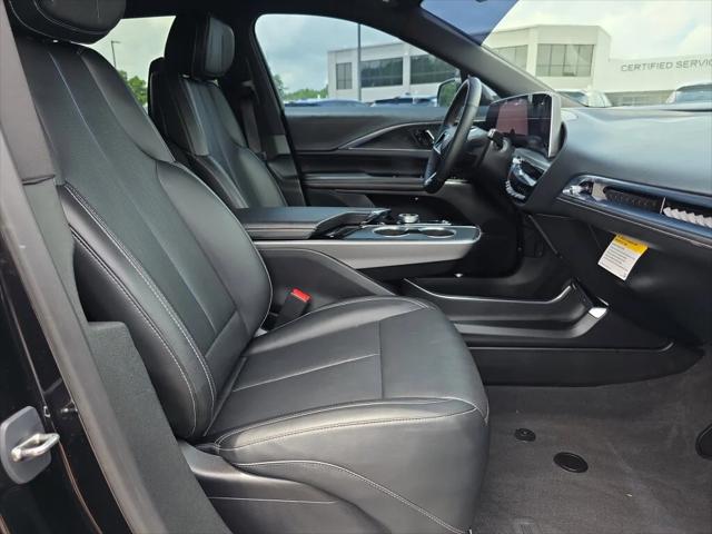 2024 Cadillac iQ Sport w/1SF