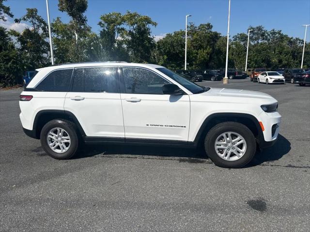 2023 Jeep Grand Cherokee Laredo 4x4