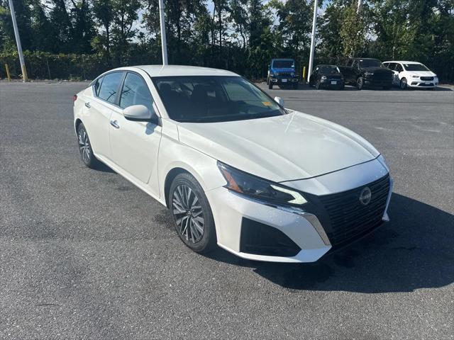 2023 Nissan Altima SV FWD