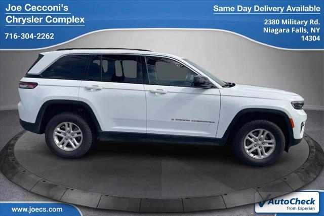 2023 Jeep Grand Cherokee Laredo 4x4