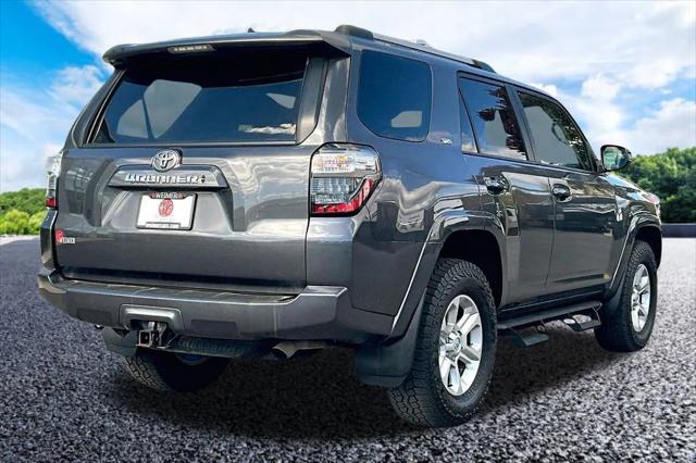 2022 Toyota 4Runner SR5 2022 Toyota 4Runner SR5