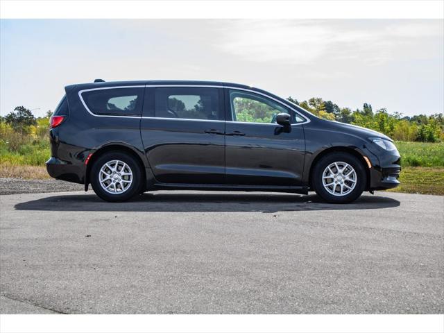 2017 Chrysler Pacifica Touring