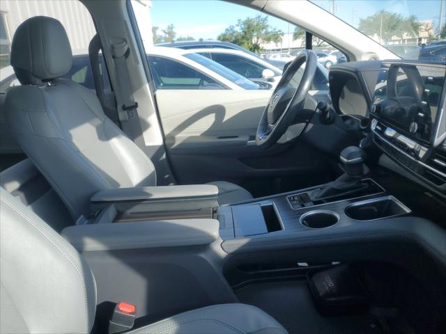 2021 Toyota Sienna Limited
