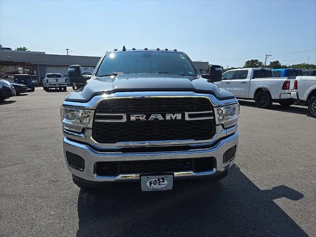 2024 RAM 2500 Tradesman Crew Cab 4x4 64 Box