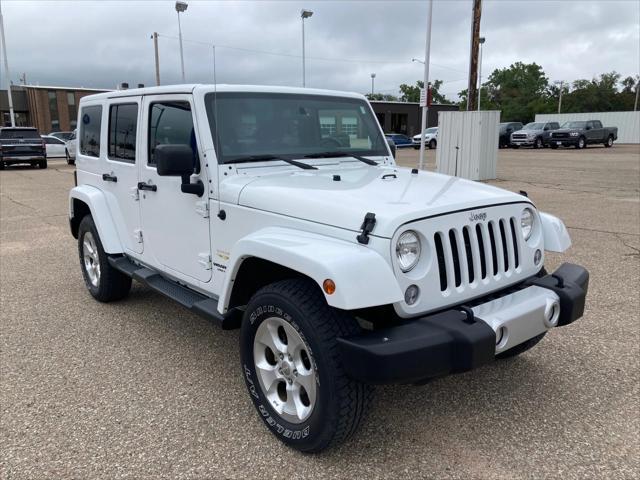 2014 Jeep Wrangler Unlimited Sahara 2014 Jeep Wrangler Unlimited Sahara