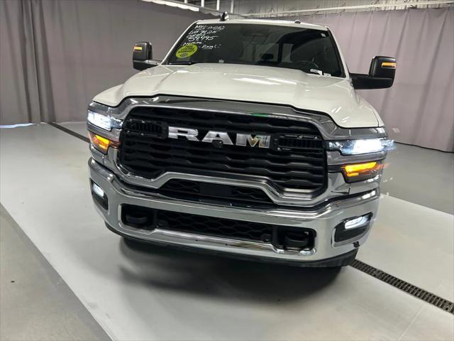 2025 RAM 2500 Tradesman Crew Cab 4x4 64 Box 2025 RAM 2500 Tradesman Crew Cab 4x4 64 Box