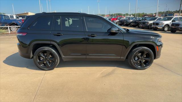 2023 Jeep Grand Cherokee Altitude 4x4