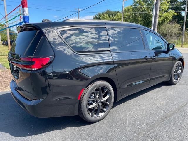 2026 Chrysler Pacifica PACIFICA LIMITED