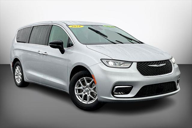 2024 Chrysler Pacifica Touring L 2024 Chrysler Pacifica Touring L