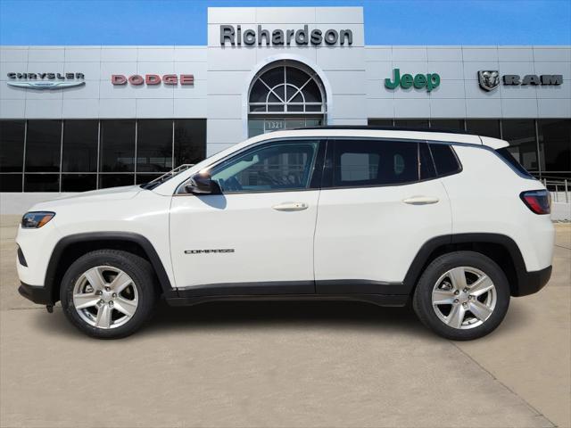 2022 Jeep Compass Latitude FWD