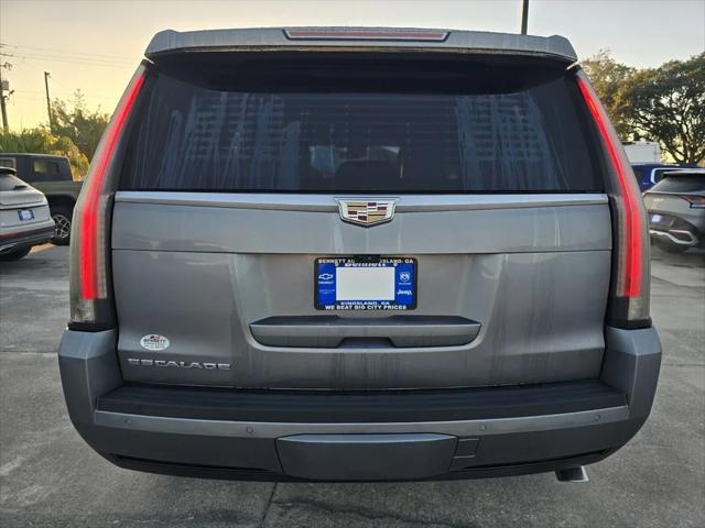 2020 Cadillac Escalade 4WD Luxury 2020 Cadillac Escalade 4WD Luxury