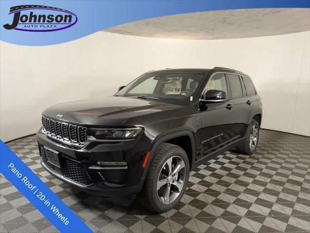 2022 Jeep Grand Cherokee 4xe Limited 4x4 2022 Jeep Grand Cherokee 4xe Limited 4x4