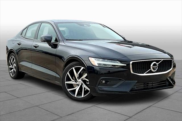 2020 Volvo S60 T5 Momentum