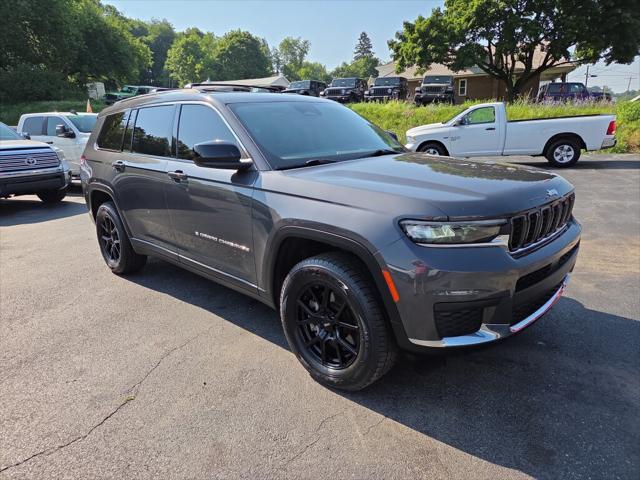 2021 Jeep Grand Cherokee L Laredo 4x4
