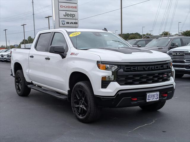 2024 Chevrolet Silverado 1500 4WD Crew Cab Short Bed Custom Trail Boss