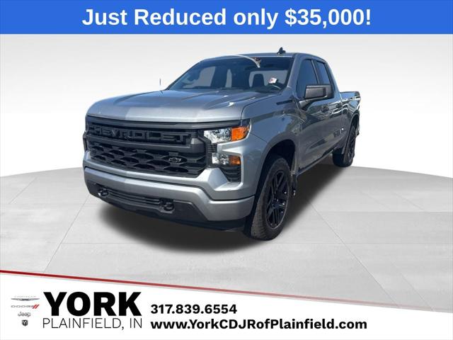 2024 Chevrolet Silverado 1500 4WD Double Cab Standard Bed Custom