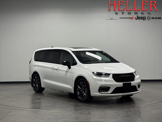 2026 Chrysler Pacifica PACIFICA SELECT