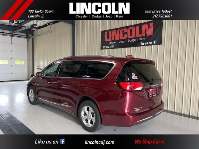 2017 Chrysler Pacifica Touring-L Plus