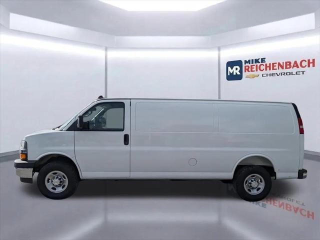 2025 Chevrolet Express Cargo Van RWD 3500 Extended Wheelbase WT