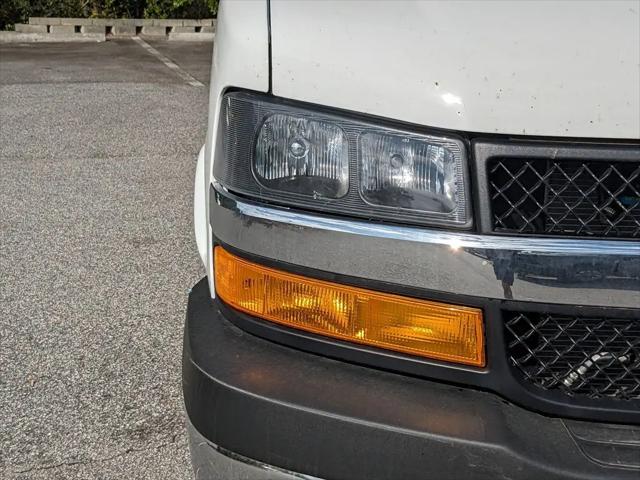 2025 Chevrolet Express Cargo Van RWD 3500 Extended Wheelbase WT