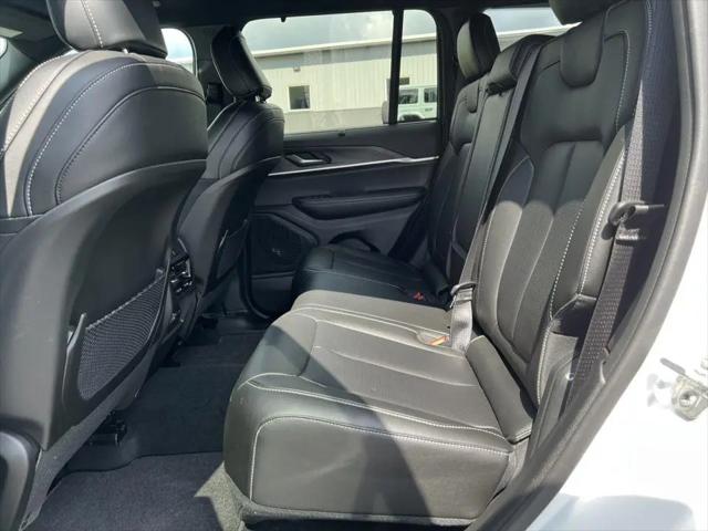 2025 Jeep Grand Cherokee Limited 4x4