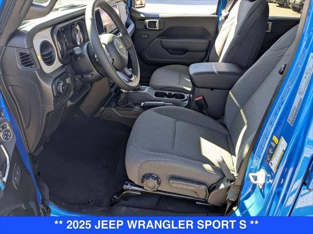 2025 Jeep Wrangler 4-Door Summit 4x4