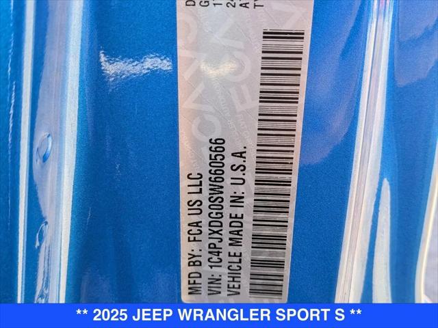 2025 Jeep Wrangler 4-Door Summit 4x4