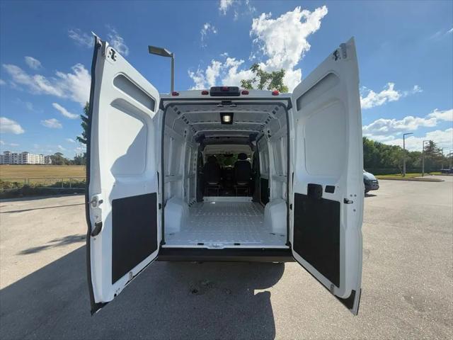 2026 Ram ProMaster 2500 Cargo Van Tradesman High Roof 136" WB w/Pass Seat