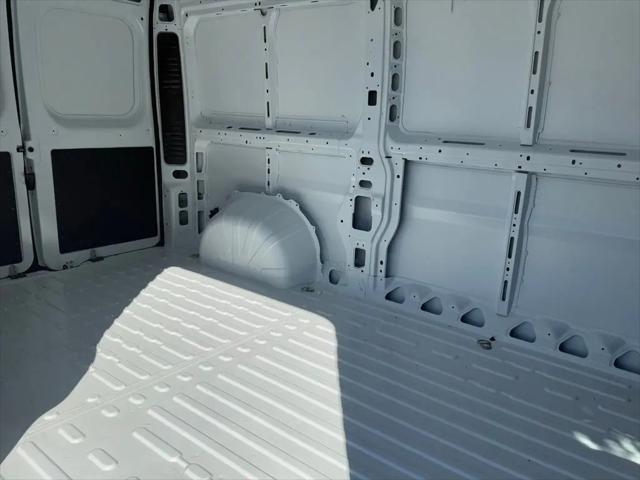 2026 Ram ProMaster 2500 Cargo Van Tradesman High Roof 136" WB w/Pass Seat