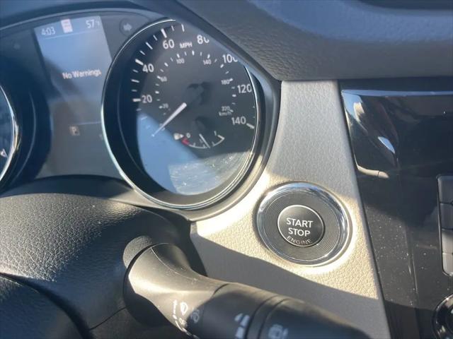 2020 Nissan Rogue Sport SL FWD Xtronic CVT