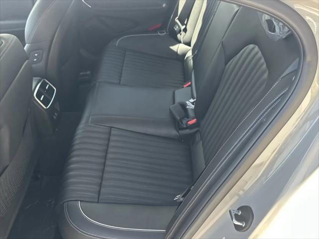 2026 Genesis G70 2.5T RWD Prestige