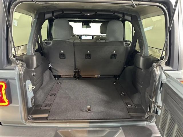 2024 Jeep Wrangler 4-Door Sahara