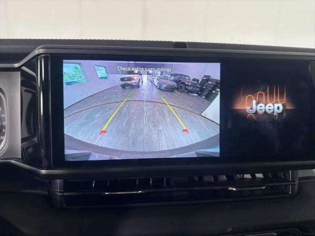 2024 Jeep Wrangler 4-Door Sahara