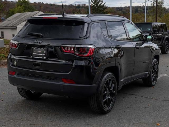 2026 Jeep Compass Latitude Altitude