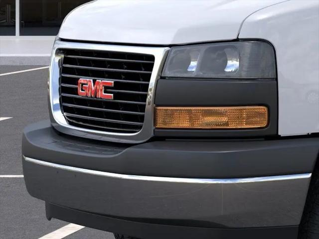 2025 GMC Savana Cutaway Work Van