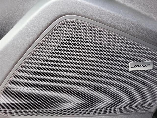 2025 Porsche Cayenne Standard