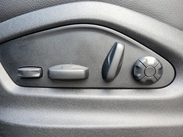 2025 Porsche Cayenne Standard