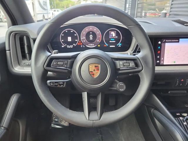 2025 Porsche Cayenne Standard