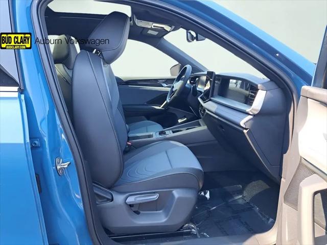 2025 Volkswagen Tiguan 2.0T SE R-Line Black