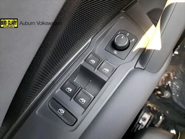 2025 Volkswagen Tiguan 2.0T SE R-Line Black