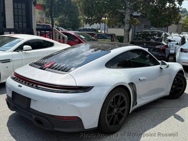 2025 Porsche 911 Carrera