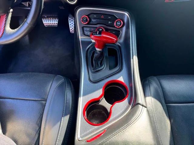 2016 Dodge Challenger SXT Plus