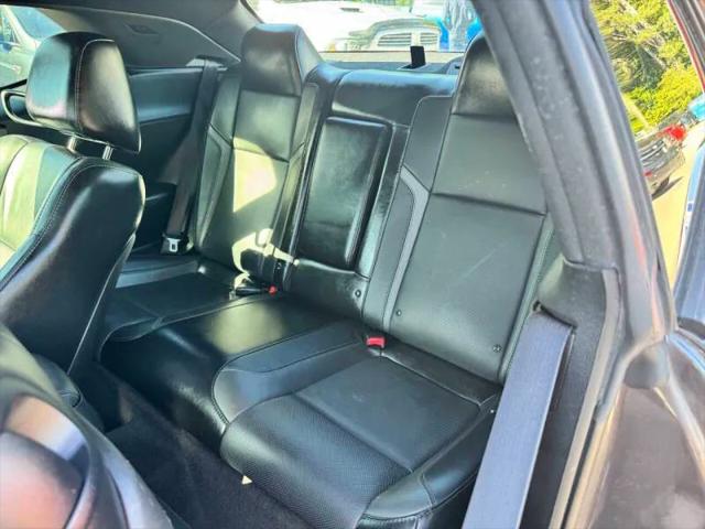 2016 Dodge Challenger SXT Plus