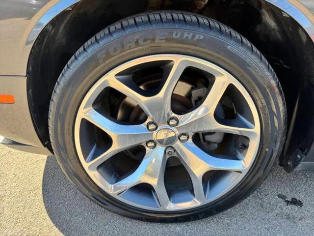2016 Dodge Challenger SXT Plus