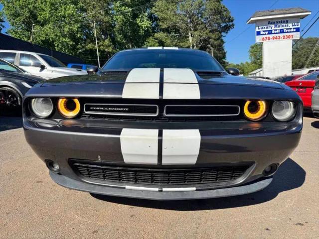 2016 Dodge Challenger SXT Plus