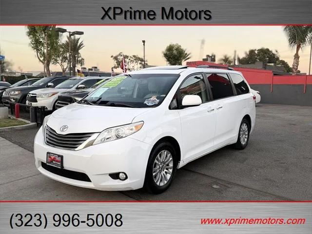 2012 Toyota Sienna XLE V6 8 Passenger