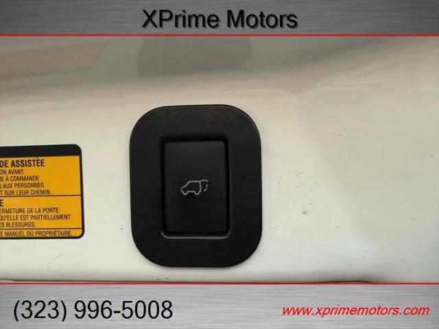 2012 Toyota Sienna XLE V6 8 Passenger