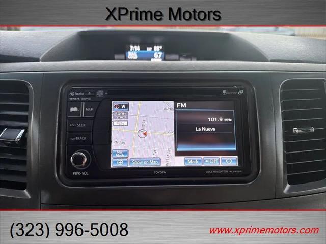2012 Toyota Sienna XLE V6 8 Passenger