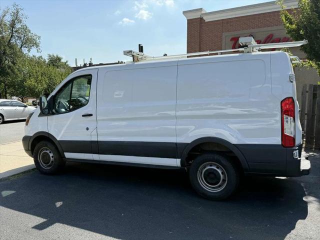 2018 Ford Transit w/Sliding Side Door w/RWB